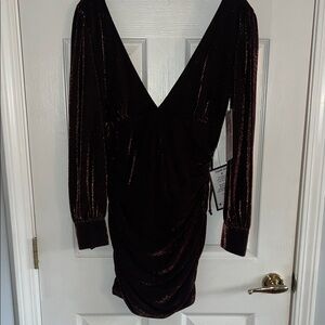 Plunge V-Neck Long Sleeve Velvet Party Dress in Dark Burgundy